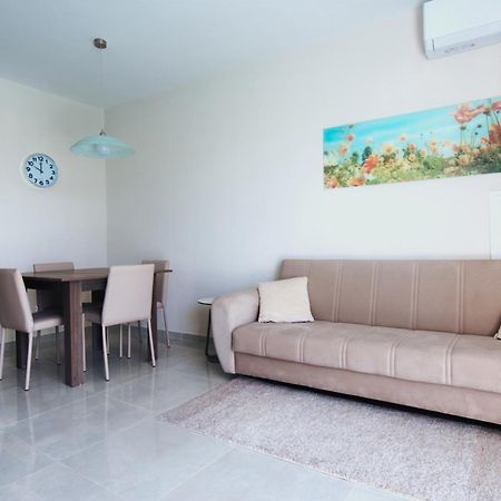 Marbella Holiday Apartments - Seafront - Wifi Marsaskala Exterior foto